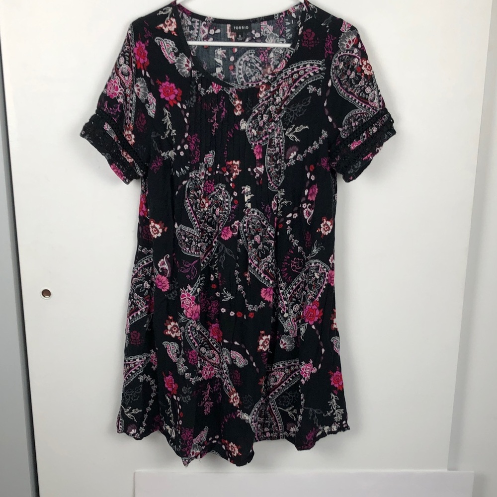 Torrid Black Paisley Dress with Pink Floral Accents (Torrid size 0) (Large/12)